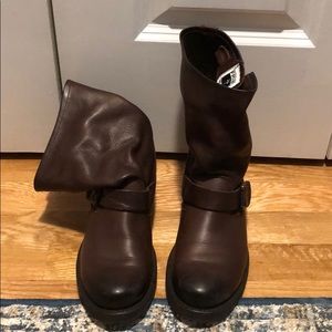 Gently used Size 7 Frye Engineer boot